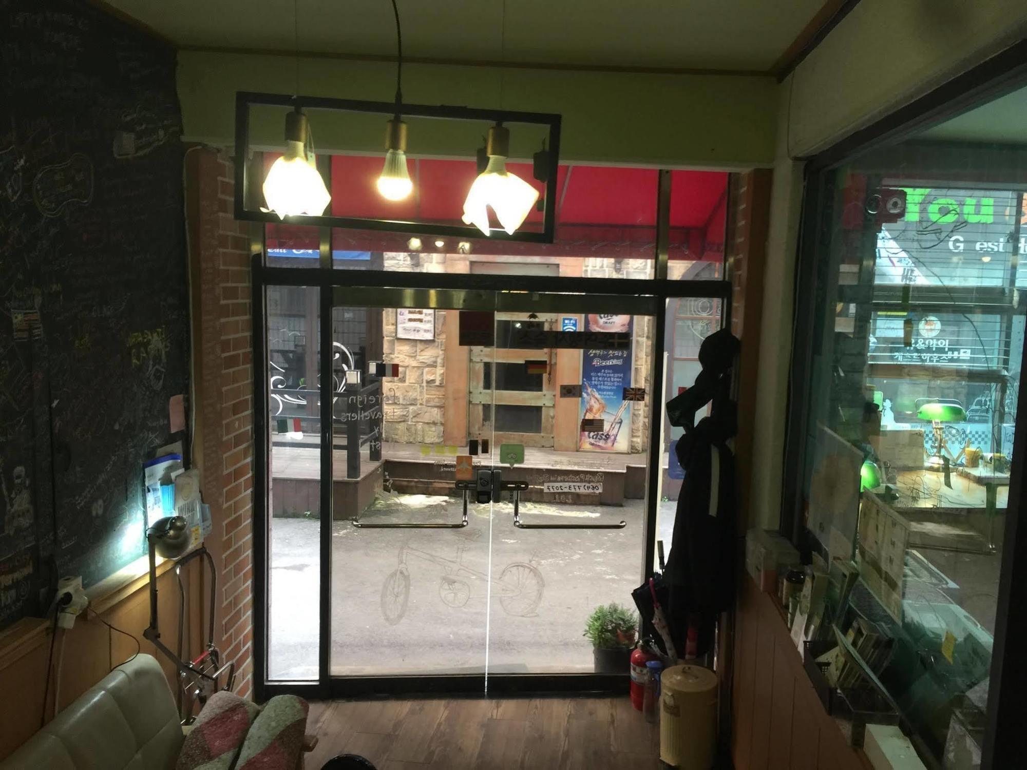 Backpackers In Jeju City Center Exterior foto